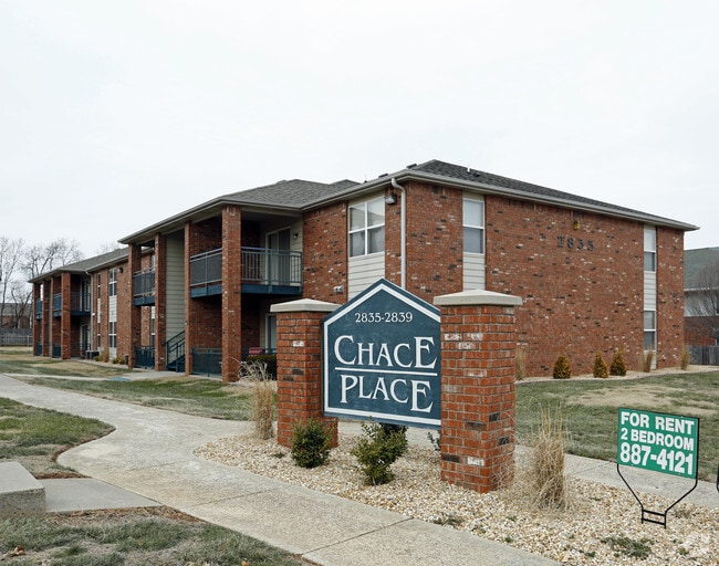 Building Photo - Chace Place