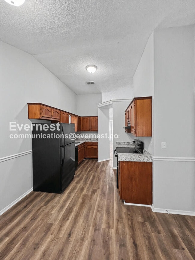 Photo - 7625 Iris Dr