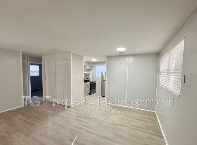 Photo - 7273 Melvin Rd