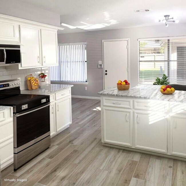 Photo - 2338 Brookdale Dr