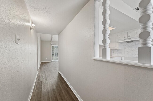 Photo - 10407 Lantry Way