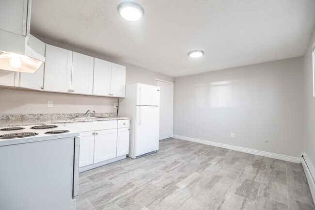 Photo - 9407 E 17th Ave Unit 204