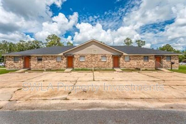 Photo - 194 Victoria Dr House