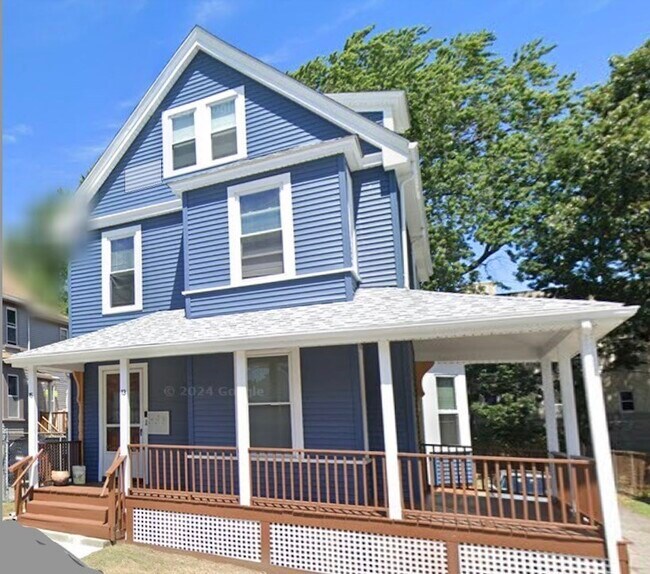 Building Photo - 13 Wyoming St Unit 1