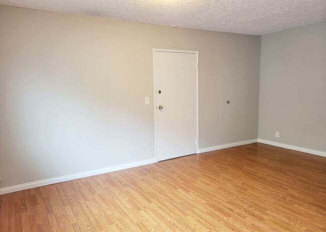 Photo - 563 Lowell Ave Unit 563-02