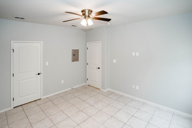 Photo - 2206 E US Highway 281 Unit A-9