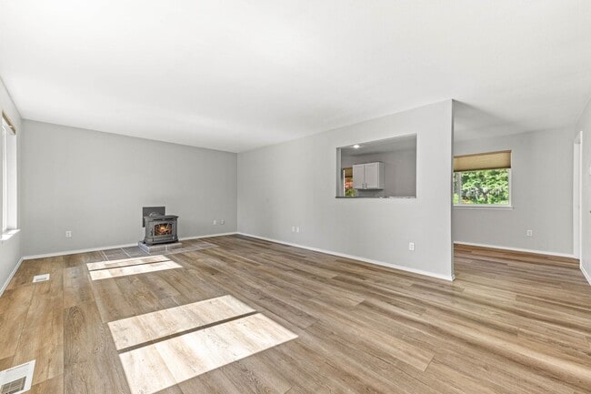 Photo - Rare Olympia Rental on Over 2 Acres of Flat, Usable Land!