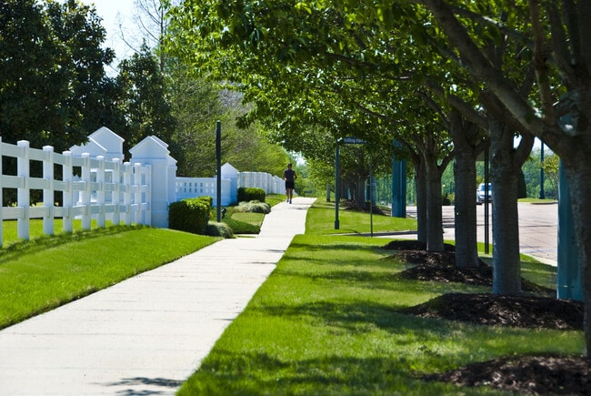 Carrington at Schilling Farms apartments — community photo
