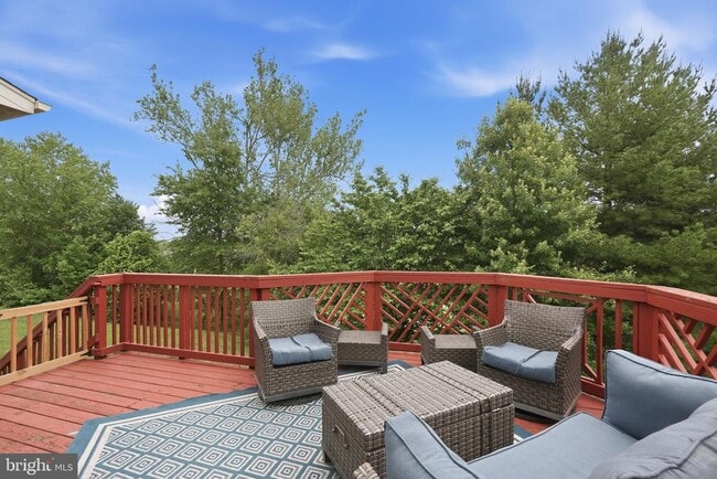 Photo - 1908 Orchard Hill Dr