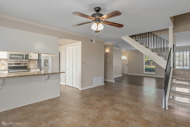 Photo - 10036 Artesia Dr