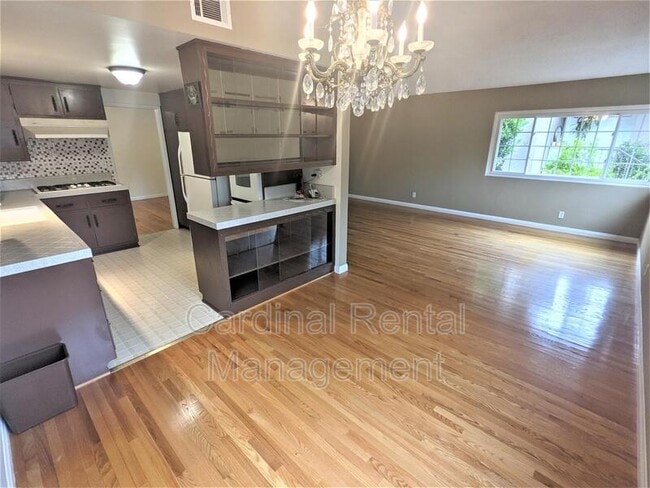 Photo - 1001 N Ave 67