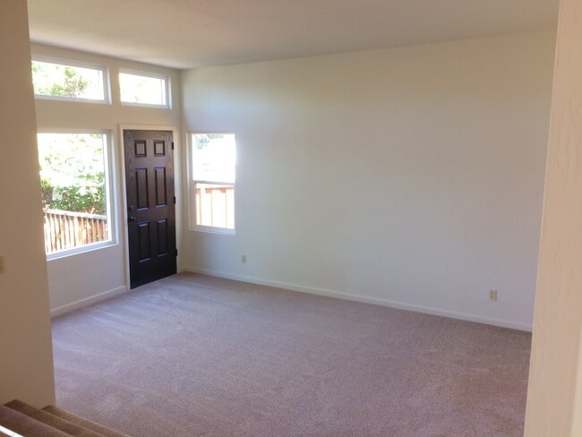 Photo - 2831 Marina Dr