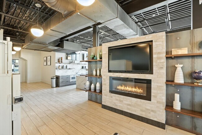 Photo - 669 W Wayman St Unit 1201