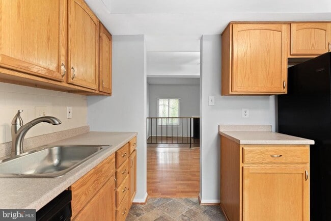 Building Photo - 1225 Driftwood Ct