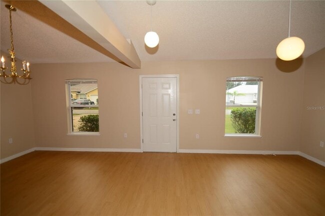 Photo - 5 Kathleen Trail