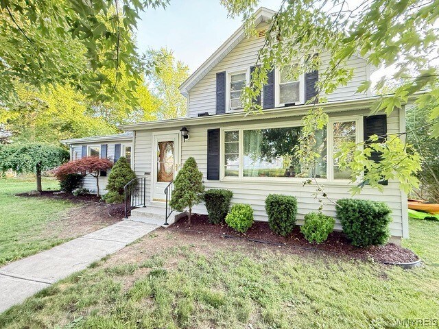 Photo - 6 Maple St
