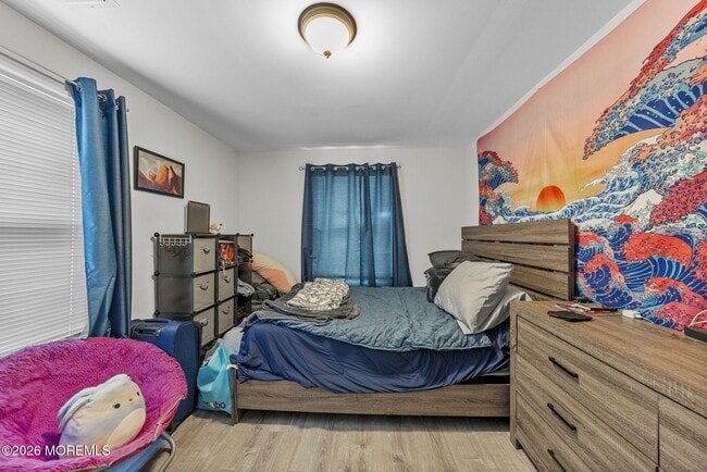 Photo - 816 King Georges Rd