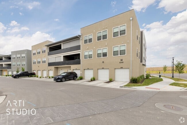 Building Photo - Modern Comfort in Midvale – 3 Bed, 2 Bath ... Unit 304 Rental