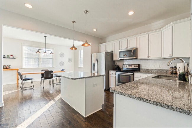 Photo - 705 Ellie Dr