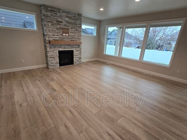 Photo - 8119 N Austin Rd