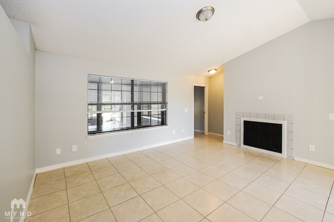 Photo - 209 Gerona Rd