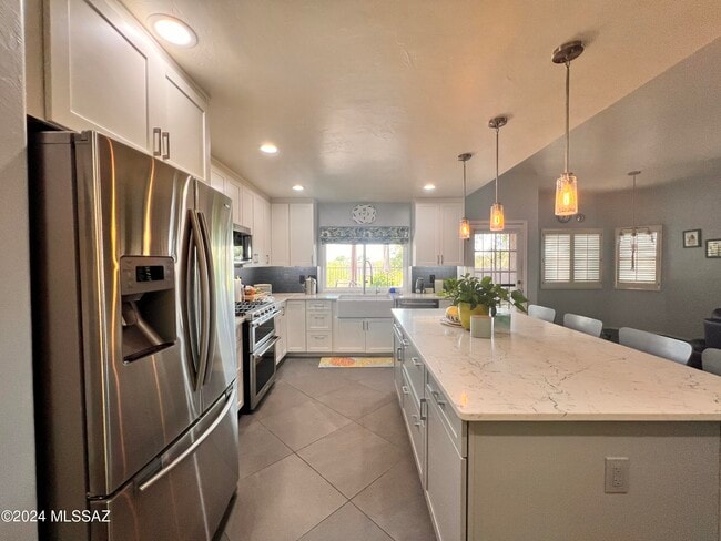 Photo - 7600 N Sonoma Way