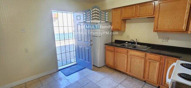 Photo - One Month Free! Your Ideal 2 Bed 2 Bath Ho... Unidad 3