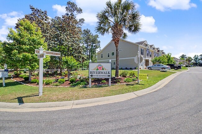 Photo - Condo in Arrowhead with brand new paint and carpet! Unit 302