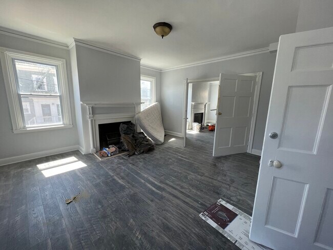Photo - 180 Williams St Unit 1