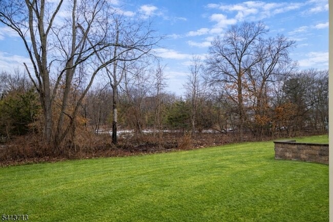 Photo - 47 Schindler Ct