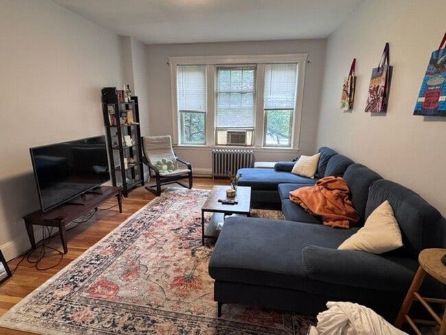 Building Photo - NO FEE!!   GREAT ALLSTON 2 BED WITH HT, HW INCLUDED