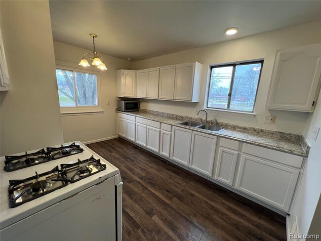 Photo - 11409 W Point St