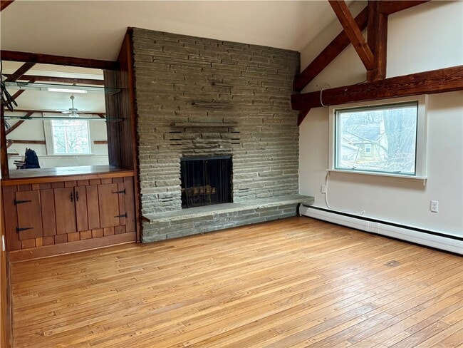 Photo - 116 W High St