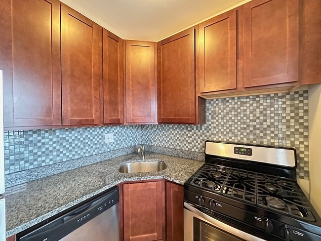 Photo - 435 Park Ave Unit J08P