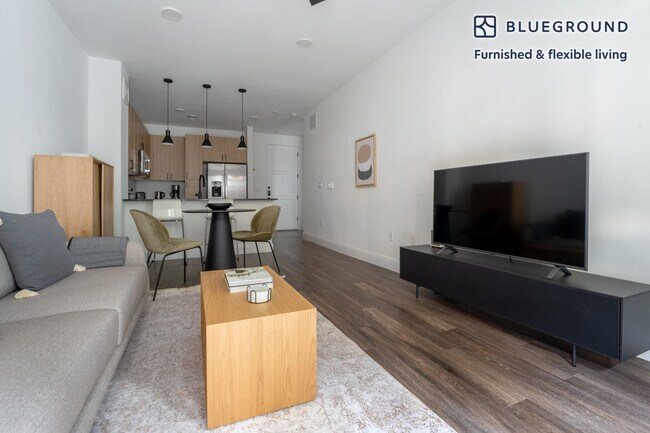 Photo - 3403 Harmon Ave Unidad FL2-ID141