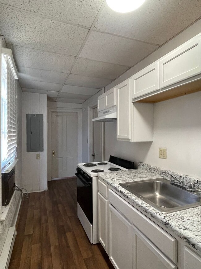 Photo - 883 Mulberry St Unit C