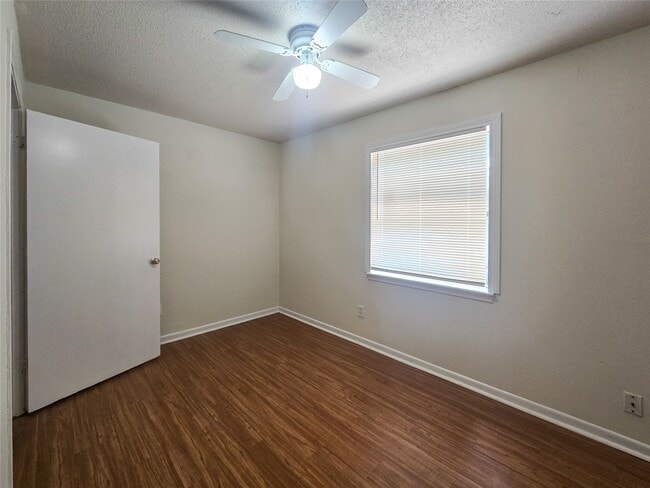 Photo - 3714 Ave S Unit 8