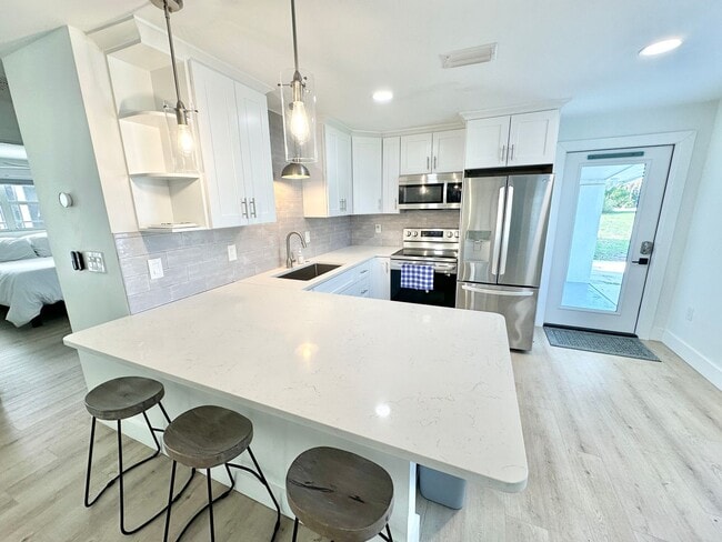 Photo - ** BONITA SPRINGS ** 3 BED / 1 BATH - SINGLE FAMILY HOME - NO HOA! - WATERFRONT LOT - ANNUAL RENTAL