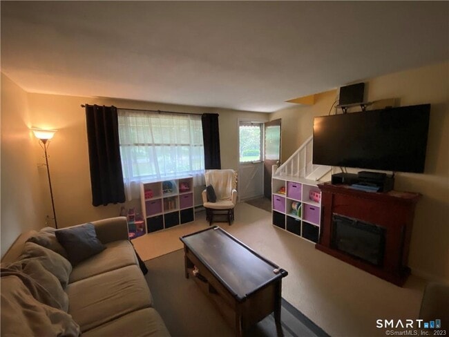Photo - 232 Monce Rd Unit 2