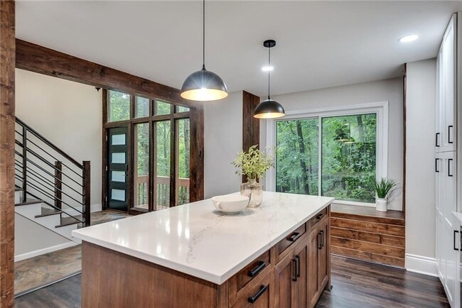 Photo - 1820 Cedar Cliff Dr
