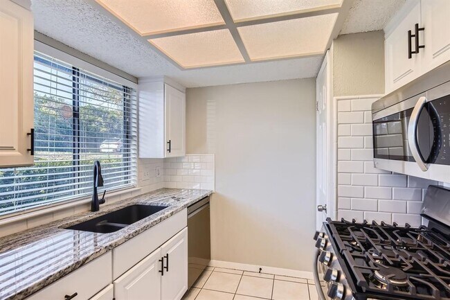 Photo - 3214 Tamarron Blvd