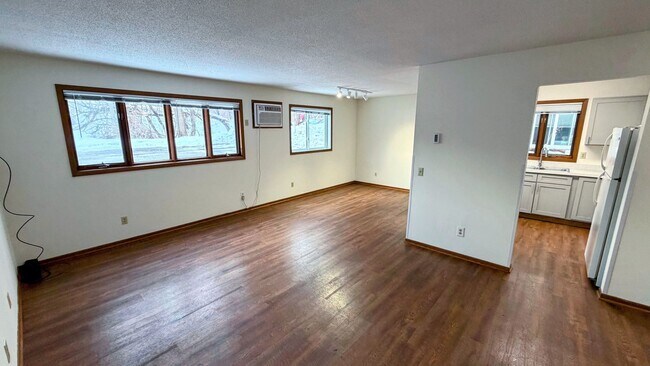 Photo - Spacious 3-Bedroom Apartment in Como! Unit 809