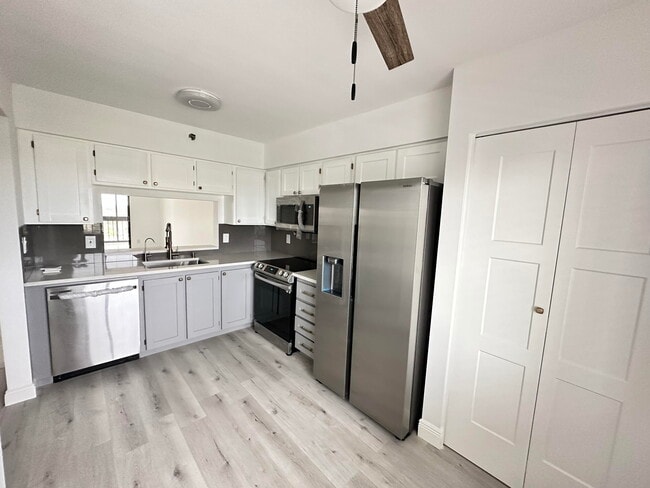 Photo - 7260 Kinghurst Dr Unit 707