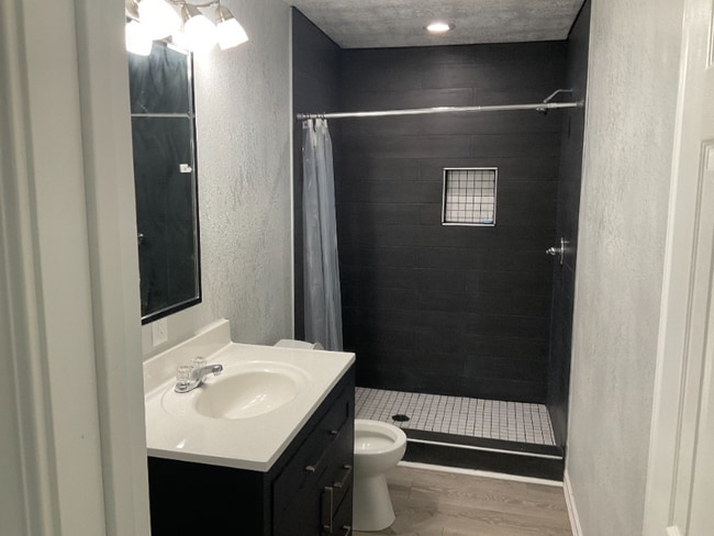 Photo - 13325 Elaine Rd Townhome