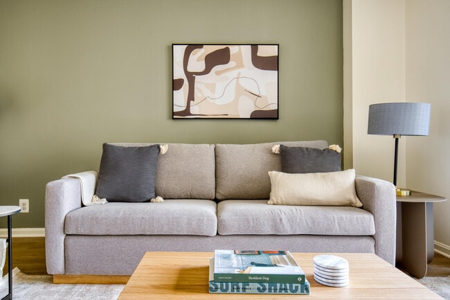 Photo - 4650 Washington Blvd Unit FL8-ID8665A