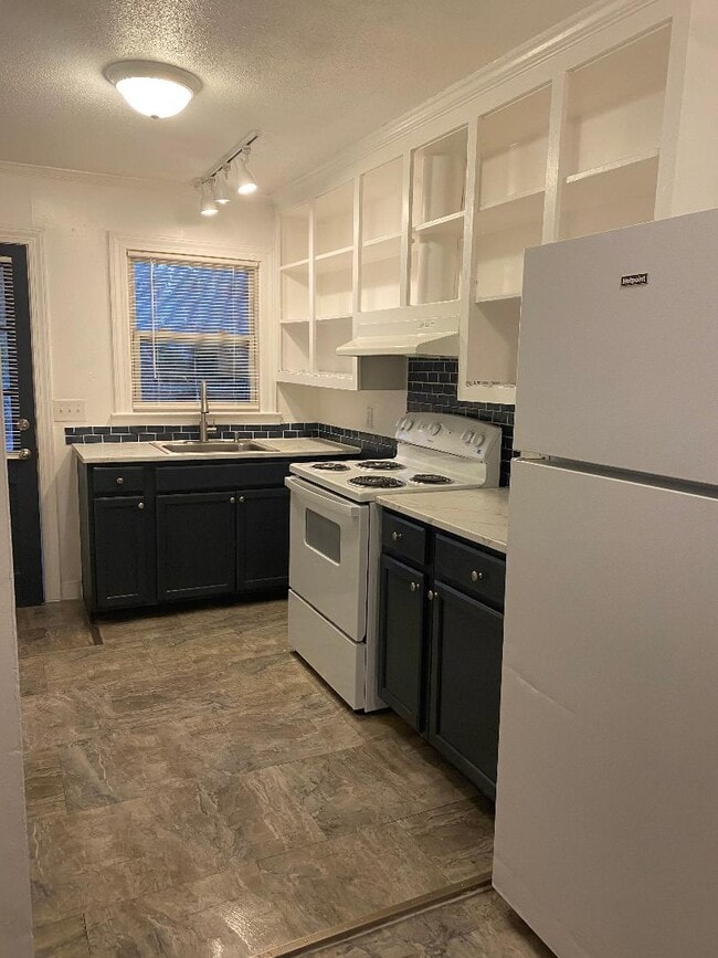 Photo - 575 S 7th St Unit 575