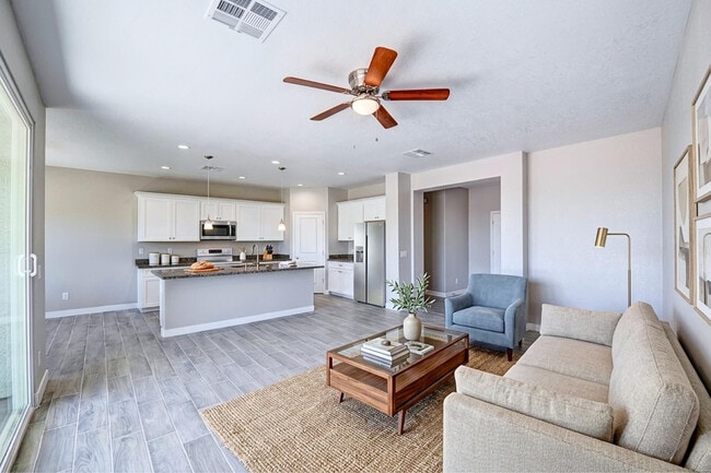 Photo - 10261 W Concordia Dr