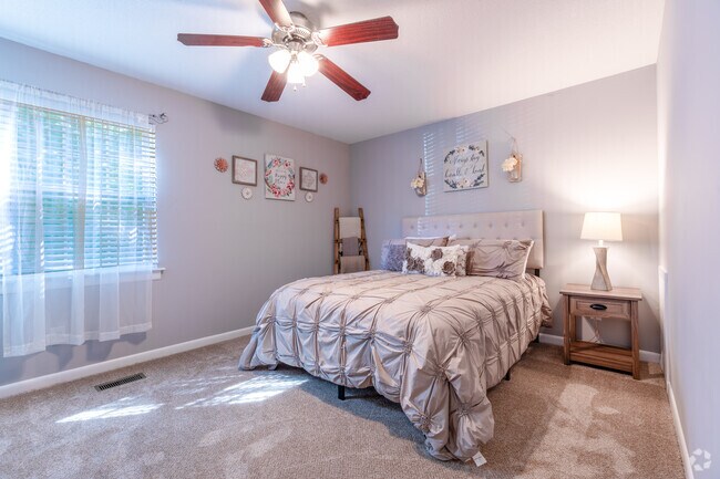 2BR,1.5BA -1,075SF - Bedroom