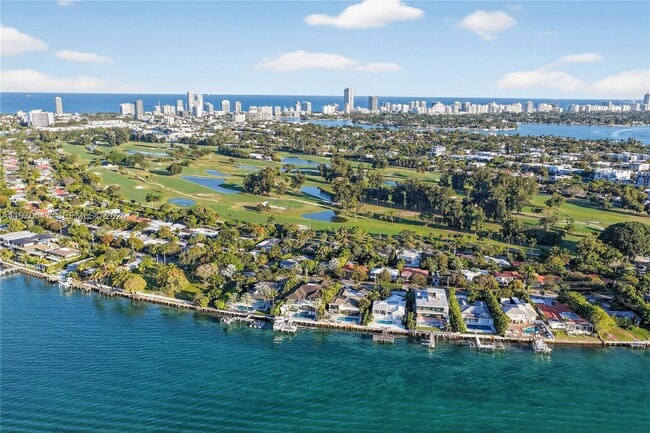 Photo - 1000 N Shore Dr