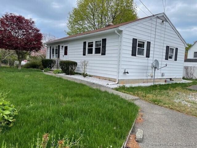 Photo - 64 Willow St